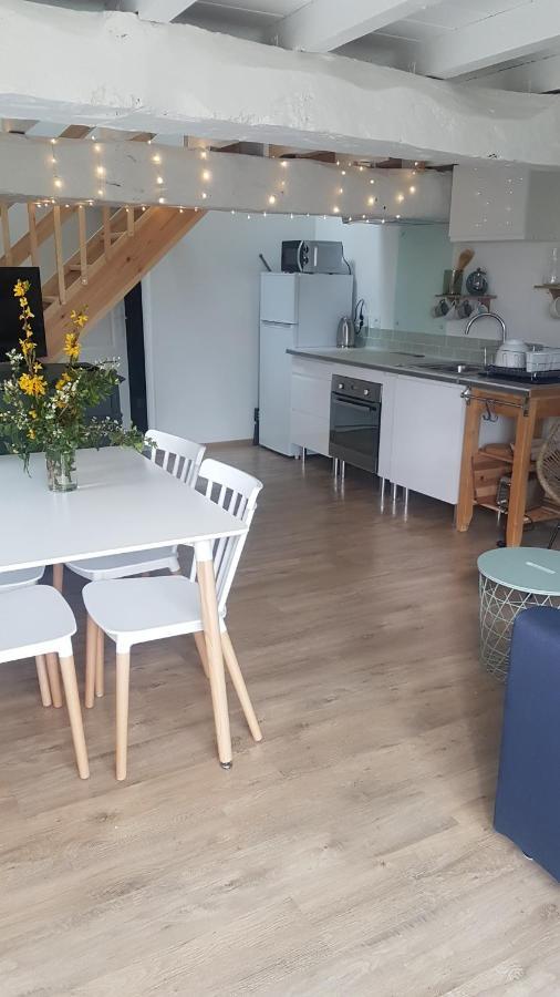 Charmant Logement A La Campagne Gazaupouy Buitenkant foto